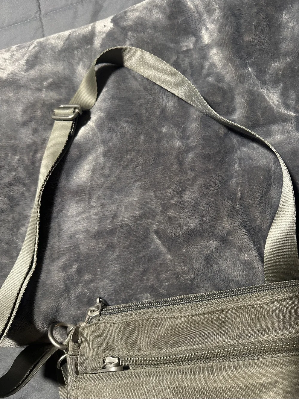 Baggallini Calais in Sterling Silver
